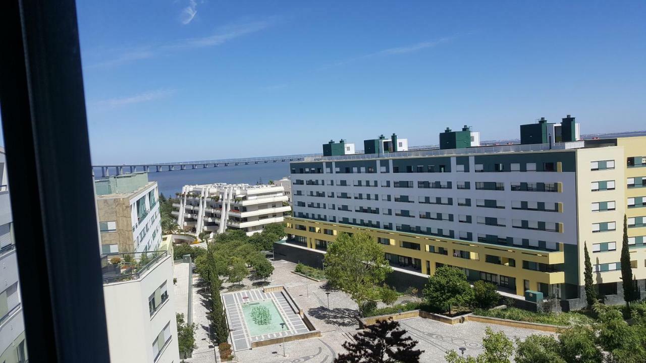Parque Nacoes Prime Apartments 13 ลิสบอน ภายนอก รูปภาพ