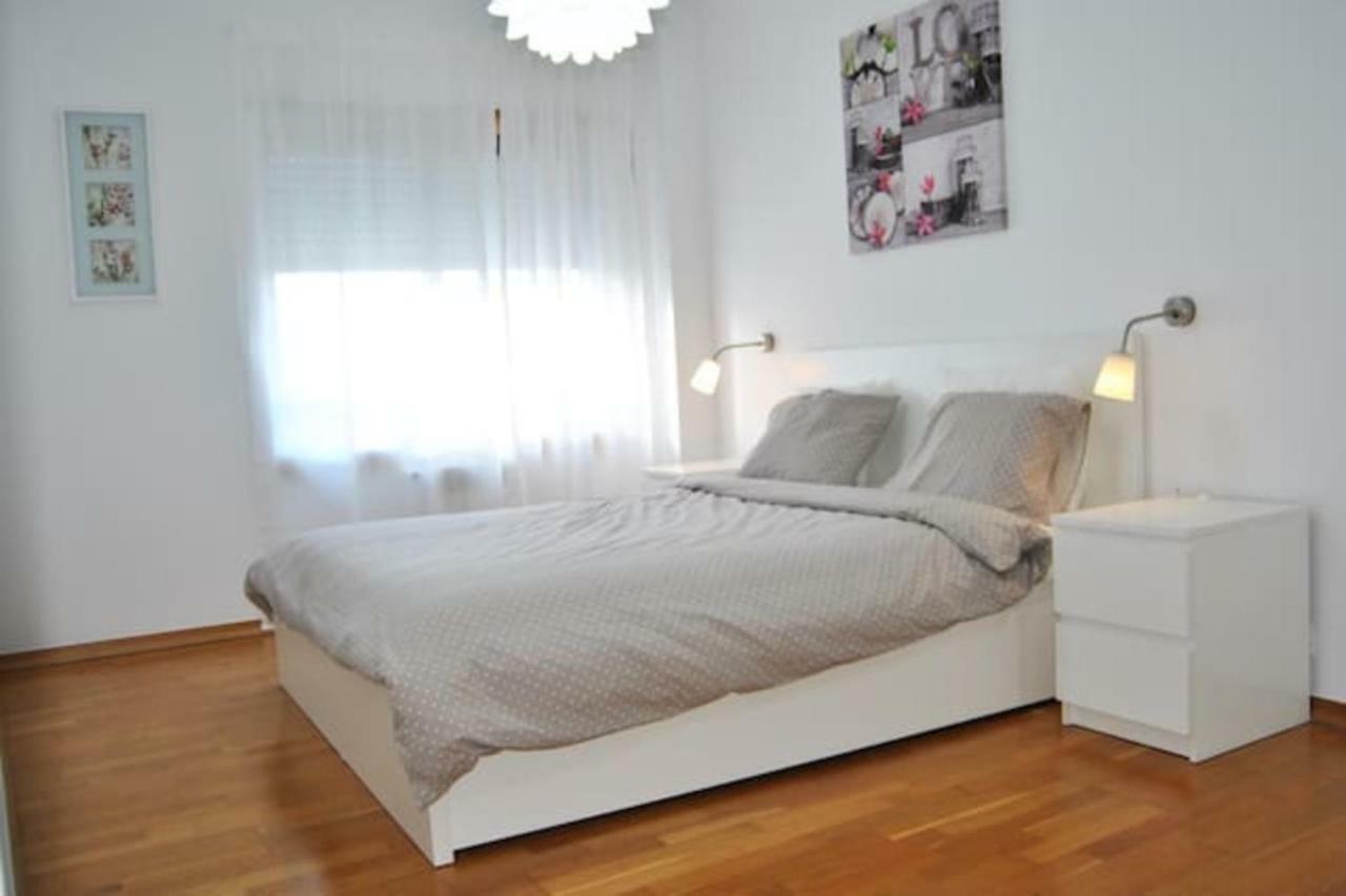 Parque Nacoes Prime Apartments 13 ลิสบอน ภายนอก รูปภาพ